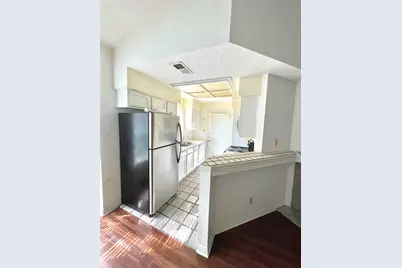3111 Tom Green Street #302, Austin, TX 78705 - Photo 4