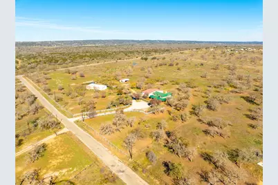 203 Oxbow Trail, Marble Falls, TX 78654 - Photo 32