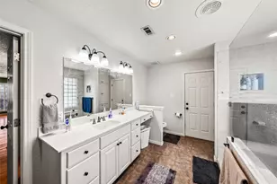 203 Oxbow Trail, Marble Falls, TX 78654 - Photo 14