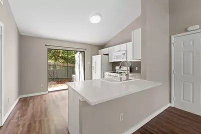 1411 Gracy Farms Lane #61, Austin, TX 78758 - Photo 8