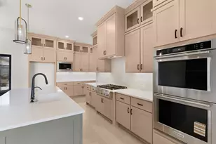 121 La Ventana Dr, Liberty Hill, TX 78642 - Photo 8