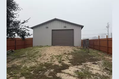 1541 E Pierce Street, Luling, TX 78648 - Photo 14