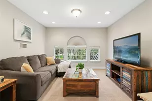 2 Heatherbloom Ln, The Hills, TX 78738 - Photo 24