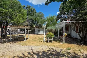505 1/2 S Main Street S, Lampasas, TX 76550 - Photo 4