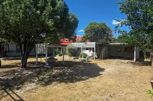 505 1/2 S Main Street S, Lampasas, TX 76550 - Photo 14