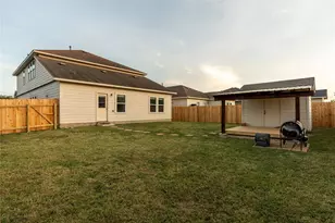5000 Lexington Meadow Ln, Del Valle, TX 78617 - Photo 22