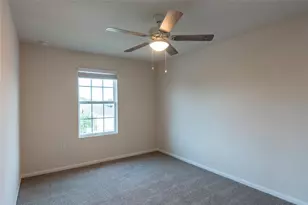 5000 Lexington Meadow Ln, Del Valle, TX 78617 - Photo 16