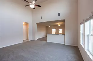 5000 Lexington Meadow Ln, Del Valle, TX 78617 - Photo 4