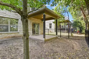 516 E Slaughter Ln, Austin, TX 78744 - Photo 32