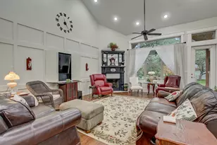 104 Kendall Rd, Spicewood, TX 78669 - Photo 10
