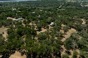 122 Winding Creek Rd, Spicewood, TX 78669 - Photo 20