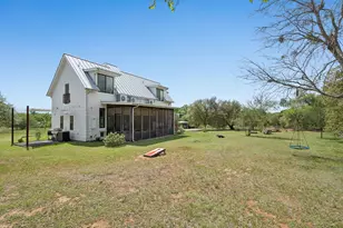 534 Old McDade Rd, Elgin, TX 78621 - Photo 32
