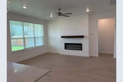 564 Gus Loop, Georgetown, TX 78626 - Photo 2