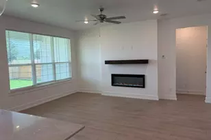 564 Gus Loop, Georgetown, TX 78626 - Photo 2