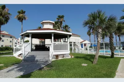 14721 Whitecap Boulevard #152, Corpus Christi, TX 78418 - Photo 2