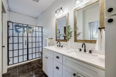 20008 Victoria Chase Road, Lago Vista, TX 78645 - Photo 22