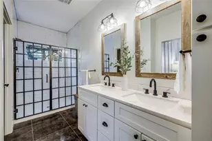 20008 Victoria Chase Rd, Lago Vista, TX 78645 - Photo 22