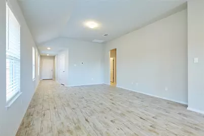 303 Trailside Lane, Bastrop, TX 78602 - Photo 4