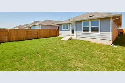 303 Trailside Lane, Bastrop, TX 78602 - Photo 22