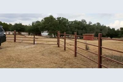 18001 Fm 150 W, Driftwood, TX 78619 - Photo 10