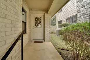 9518 Topridge Dr, Austin, TX 78750 - Photo 10