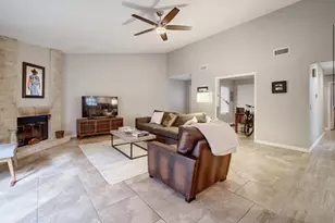 9518 Topridge Dr, Austin, TX 78750 - Photo 12