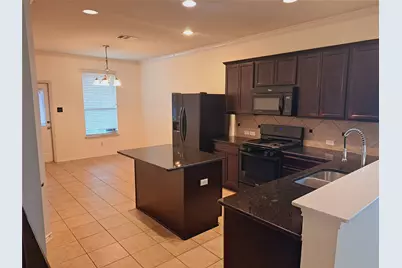 541 Moonwalker Trail, Buda, TX 78610 - Photo 8
