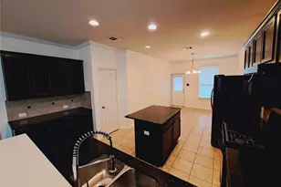 541 Moonwalker Trail, Buda, TX 78610 - Photo 10