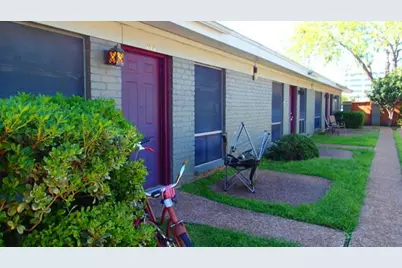 608 W 51st Street #104, Austin, TX 78751 - Photo 2