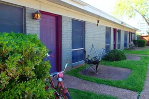 608 W 51st St, Austin, TX 78751 - Photo 2