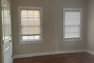 1913 W 38th St, Austin, TX 78731 - Photo 8