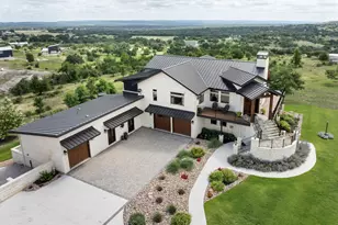 115 Trophy Oak Pt, Fredericksburg, TX 78624 - Photo 2