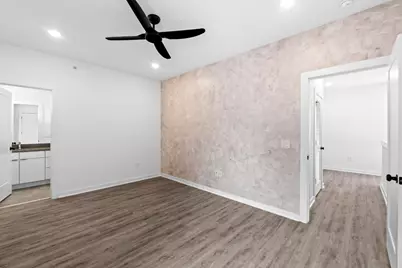 5924 S Congress Avenue #114S, Austin, TX 78745 - Photo 8