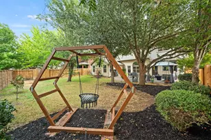 13720 Shadowlawn Trace, Manor, TX 78653 - Photo 6