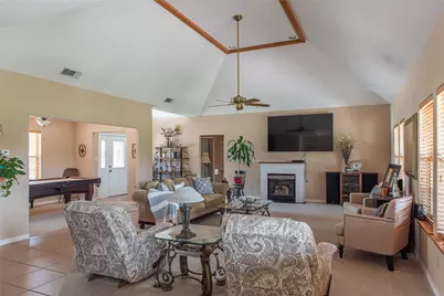 105 Wallace Riddell Drive, Burnet, TX 78611 - Photo 4
