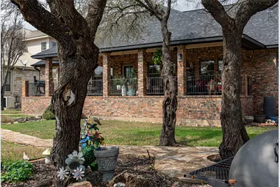 105 Wallace Riddell Drive, Burnet, TX 78611 - Photo 24
