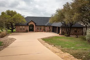 105 Wallace Riddell Dr, Burnet, TX 78611 - Photo 1