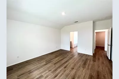 157 Perfect World Loop, Jarrell, TX 76537 - Photo 4