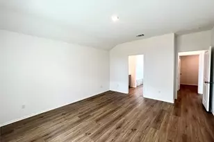 157 Perfect World Loop, Jarrell, TX 76537 - Photo 4