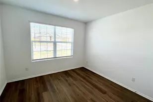 157 Perfect World Loop, Jarrell, TX 76537 - Photo 10