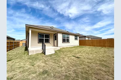 157 Perfect World Loop, Jarrell, TX 76537 - Photo 18