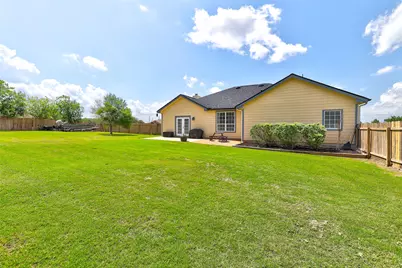 201 Christine Lane, Liberty Hill, TX 78642 - Photo 36