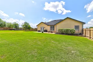 201 Christine Ln, Liberty Hill, TX 78642 - Photo 36