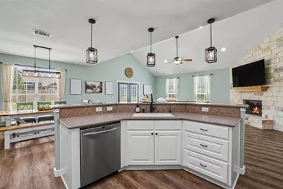 201 Christine Lane, Liberty Hill, TX 78642 - Photo 22