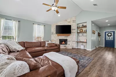 201 Christine Lane, Liberty Hill, TX 78642 - Photo 14