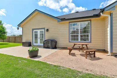 201 Christine Lane, Liberty Hill, TX 78642 - Photo 32
