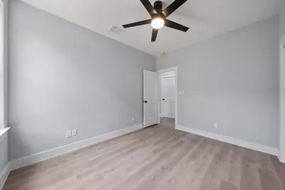 106 Halawa Court, Bastrop, TX 78602 - Photo 32