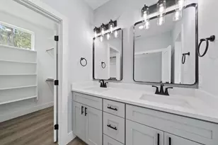 106 Halawa Ct, Bastrop, TX 78602 - Photo 22