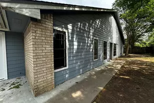 8809 Cainwood Ln, Austin, TX 78729 - Photo 8