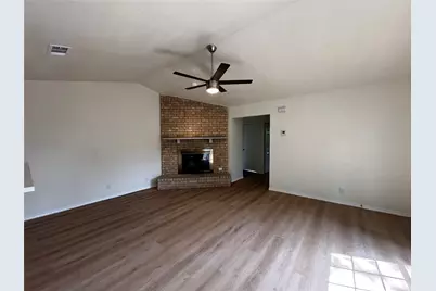 8809 Cainwood Lane, Austin, TX 78729 - Photo 10